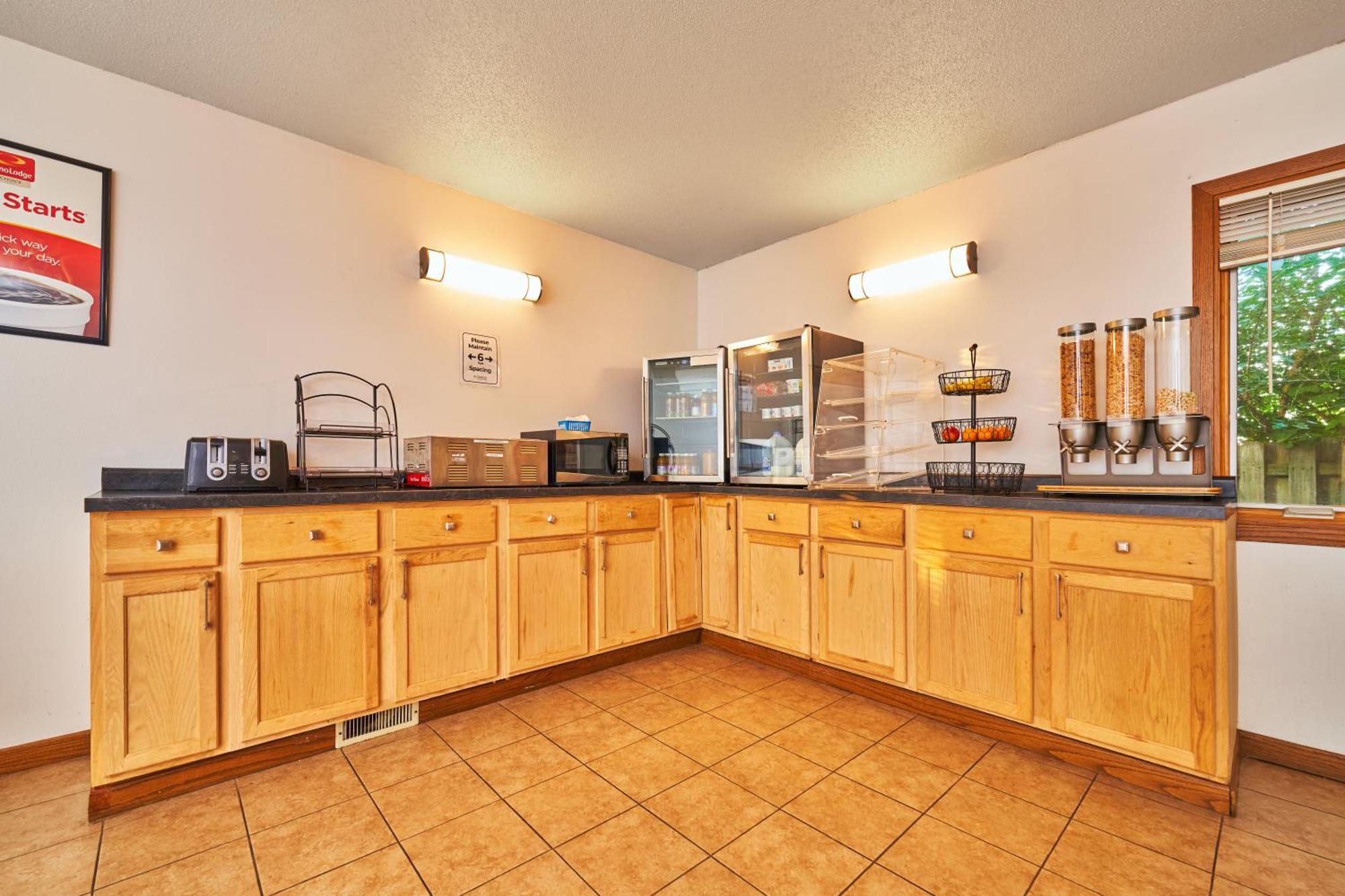 Econo Lodge Maquoketa Buitenkant foto