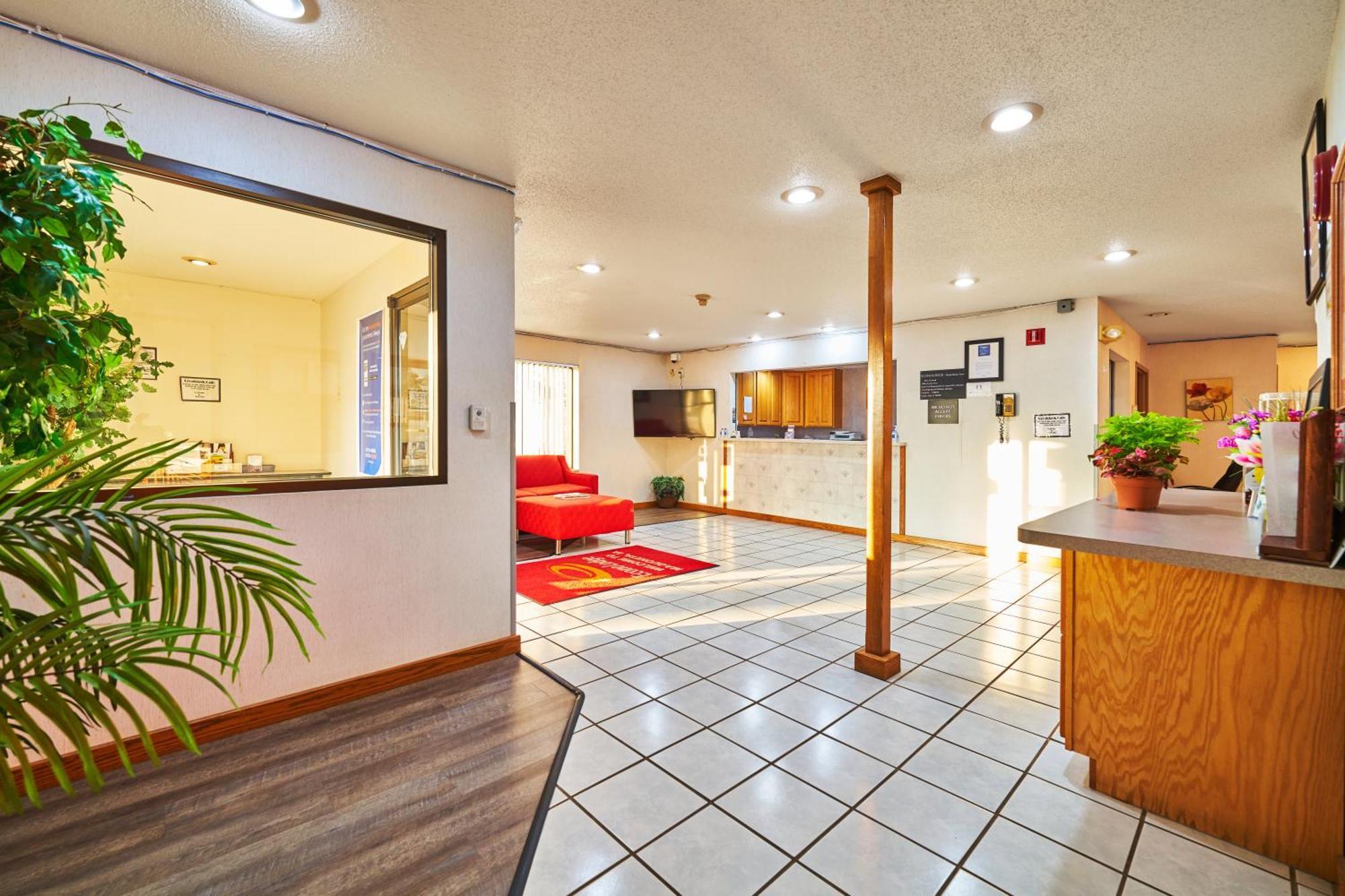 Econo Lodge Maquoketa Buitenkant foto